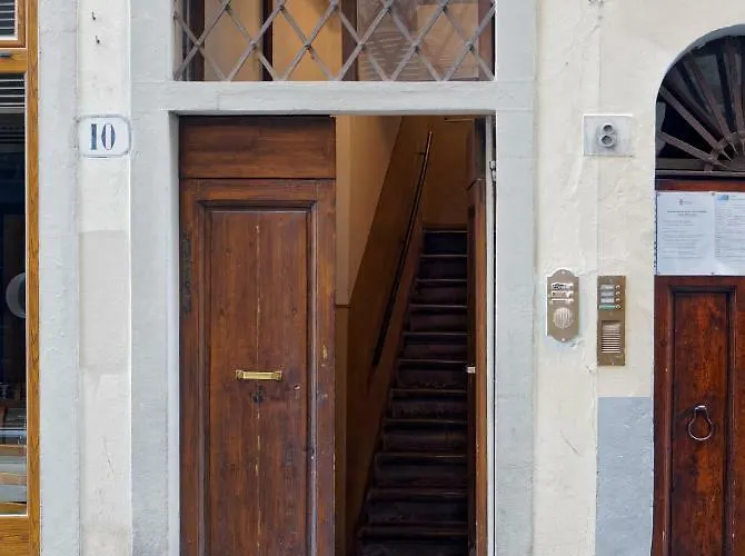 Mosca Cieca Florence